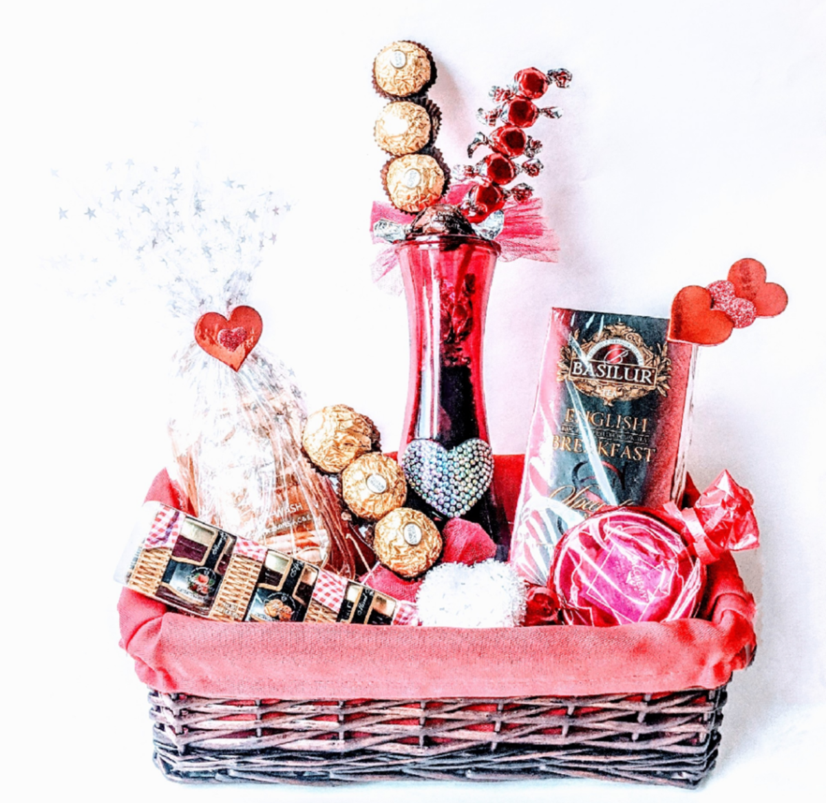 Valentine's Day gift sets and gift baskets for him, her, woman and men